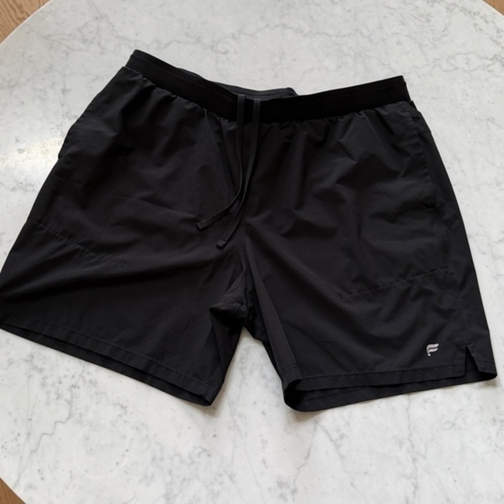 Fabletics Fundamental Short II Black XL 7” Unlined